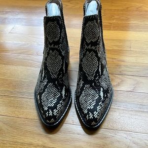 Coach Bowery Bead boot